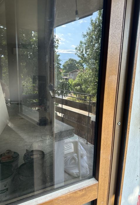 Kommerling / Кьомерлинг дограма златен дъб