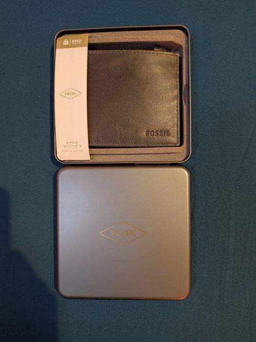 Portofel Fossil Nou