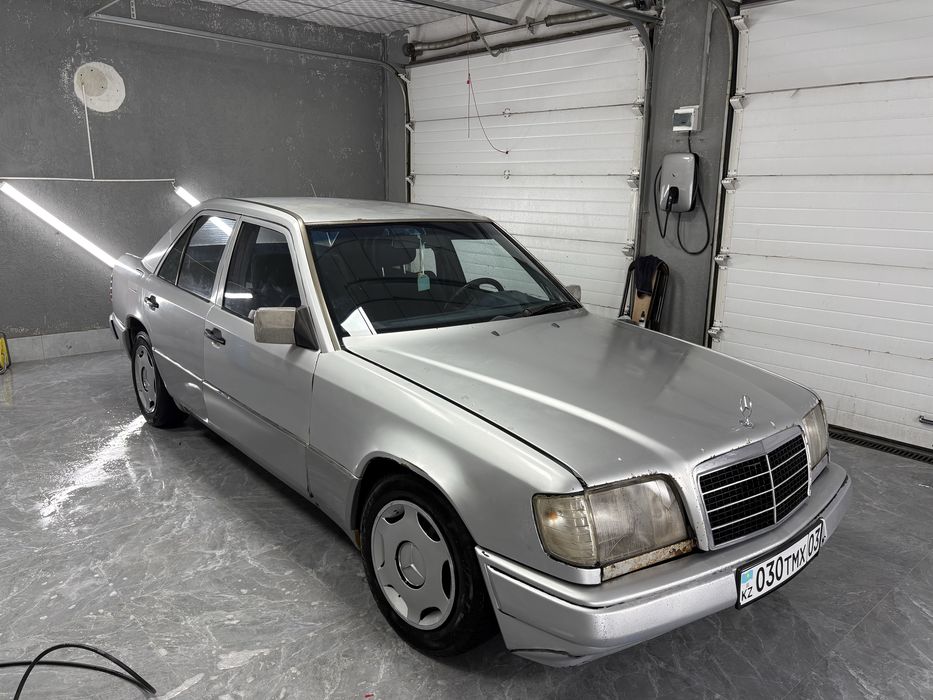 Мерседес w124 е200