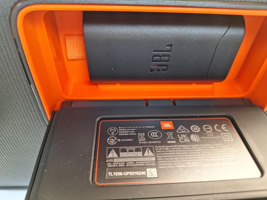 JBL Partybox On The Go 2