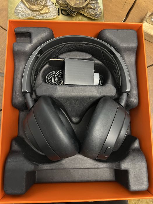 Arctis Nova Pro Wireless