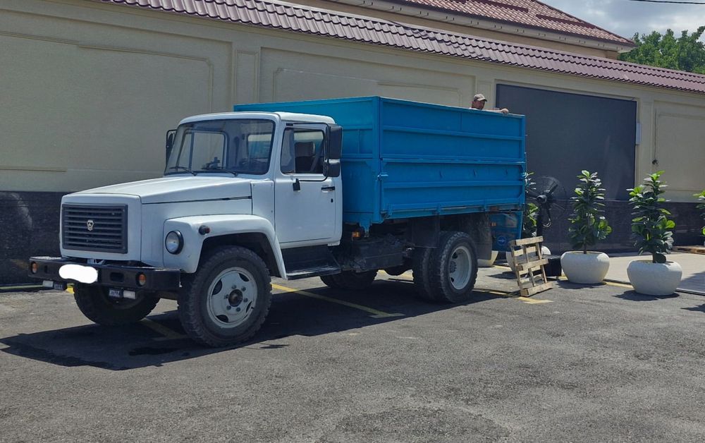 Вывоз мусор снега.  Газ 53. Зил. Камаз