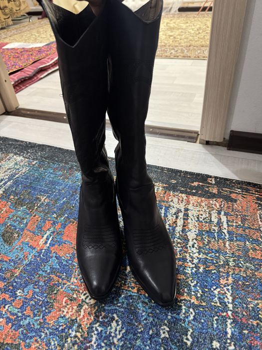 Продам натуральные казачки 39 рр, зима