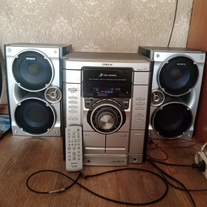 Продам муз центр ,состояние отличное