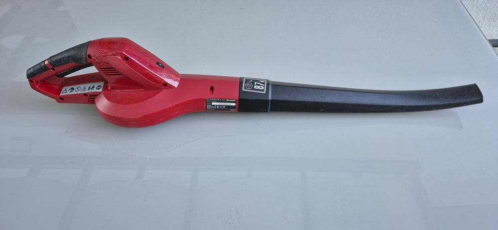 Suflanta Einhell pe acumulator!