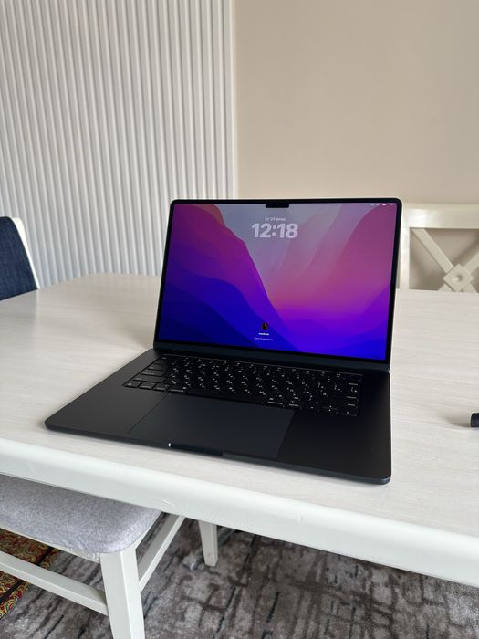 Macbook Air M2 15inch 8/256