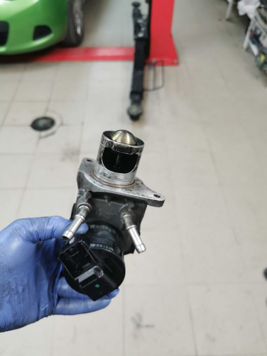 Оригинален BMW EGR клапан