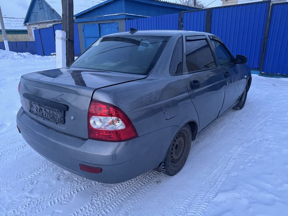 Срочно продам приору 2010 год