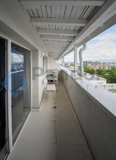 Двустаен апартамент в кв. Студентски град