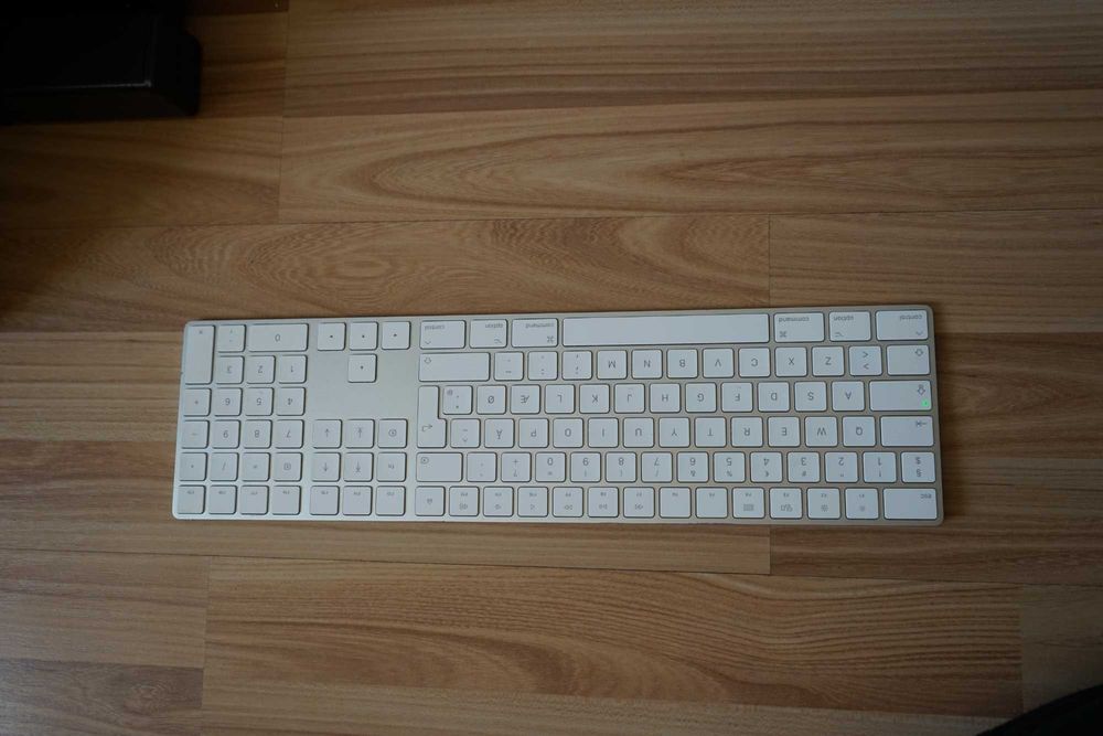 tastatura wireless Apple Magic Keyboard with numeric keypad