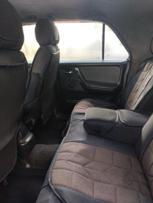 Volga 3110 yili 2000