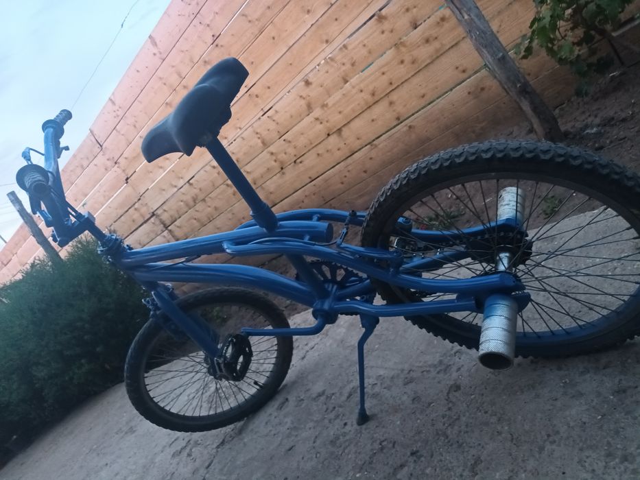 Bicicletă BMX!!!