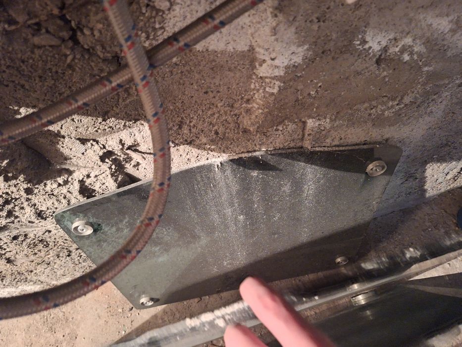 Стеклянный столик