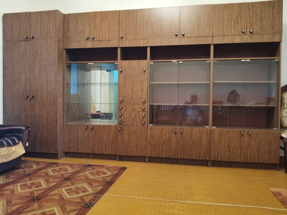 Продается б/у мебель для гостиной