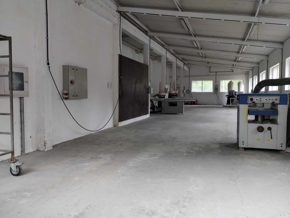 Дава се под наем Промишлена сграда в Троян - 1100 кв.м за 2600 € - Снимка #10