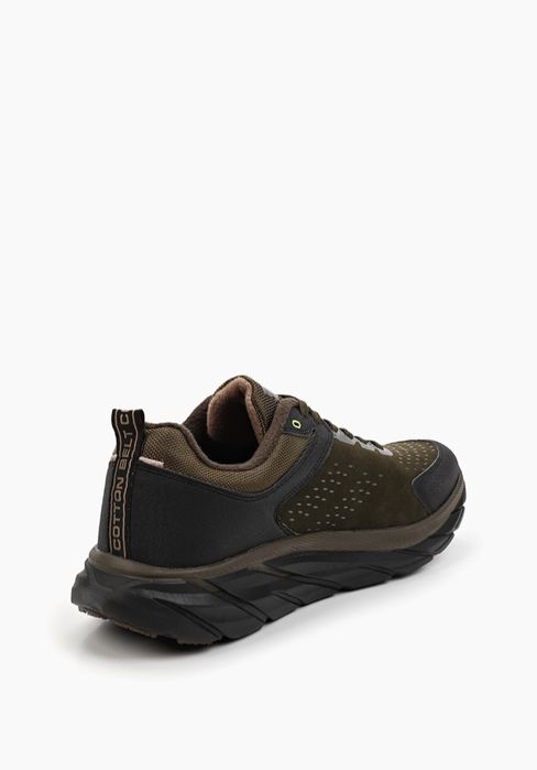 Продам зимние кроссовки