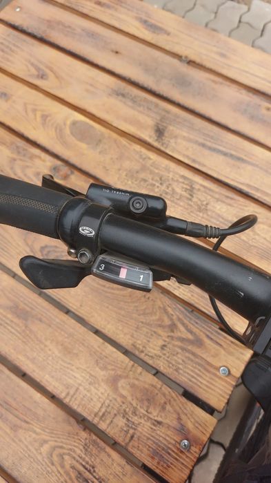 Продам велосипед GIANT ROAM 2