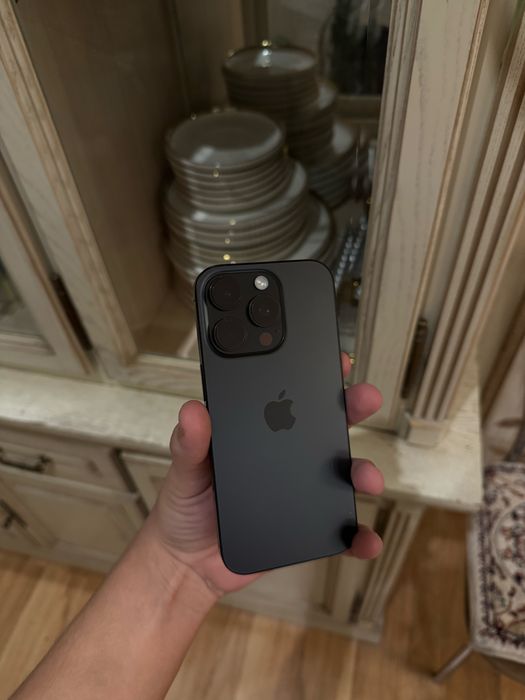 Продам iPhone 16 Pro 256gb black titanium