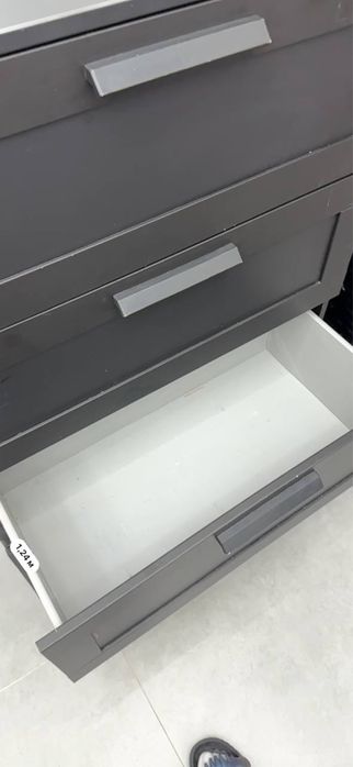 Комод черный высокий