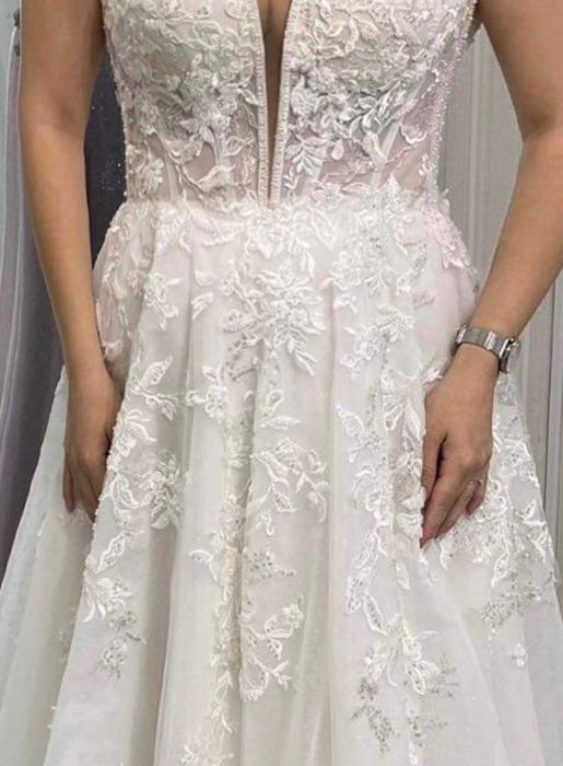 Булчинска  сватбена рокля