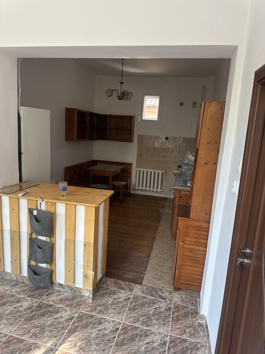 Direct Proprietar! Închiriez Casă 2 Camere – Cluj, Str. Oașului (Piața Karl Liebknecht) – Centrală Proprie – Ideal Locuință sau Birou/Firmă