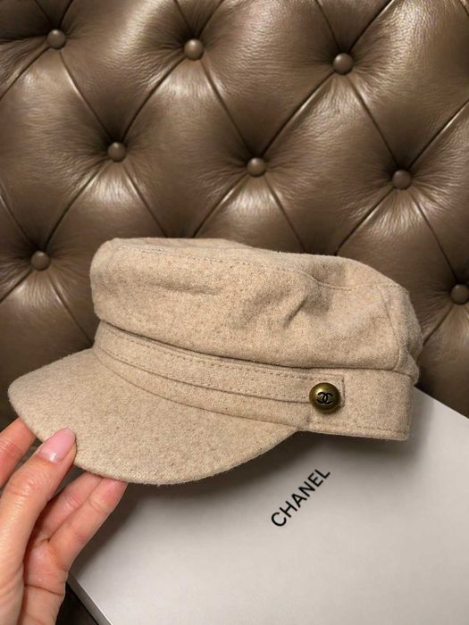 каскет шапка бежова шанел chanel с козирка мека беж дамска