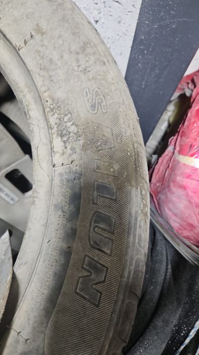 Продам БУ Шины Sailun 255 50 R19