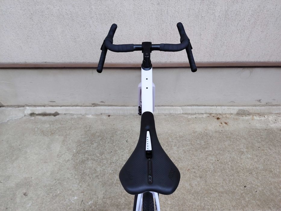 Gravel bike ROSE BACKROAD marime M / cadru carbon