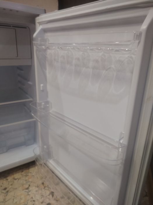 Холодильник Бирюса