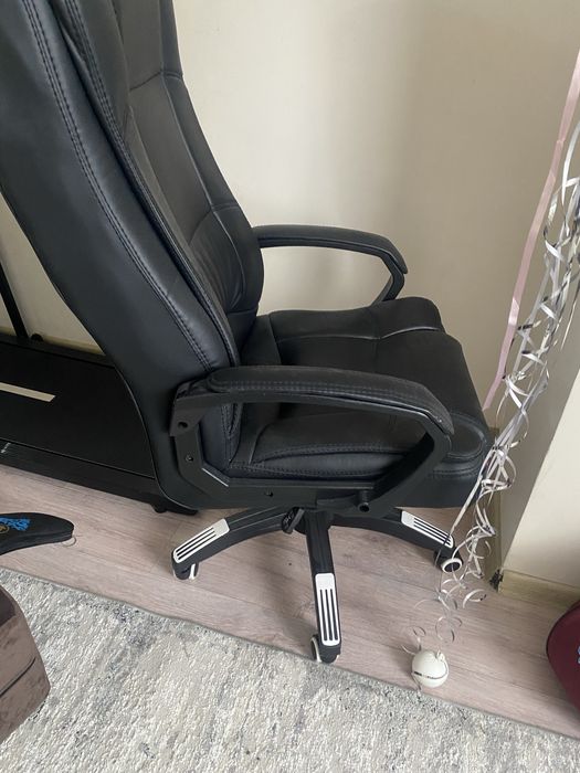 Продам офисное кресло