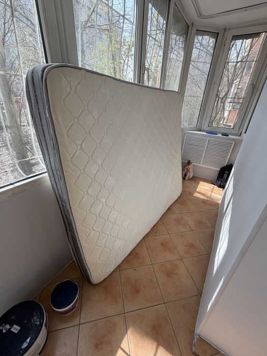 Продам матрац, в нормалном состоянии