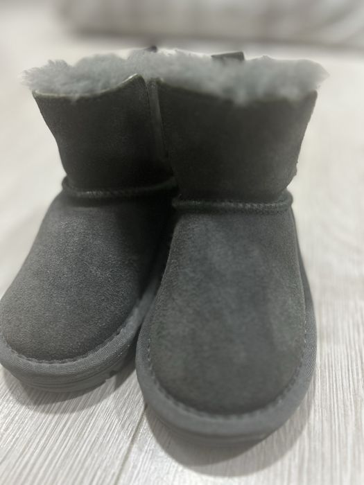 Детские угги в отличном состоянии