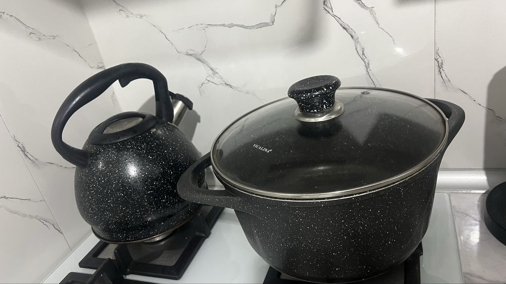 Продам казан и чайник