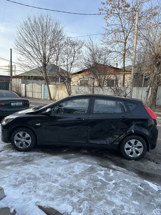 Хюндай акцент солярис 2015