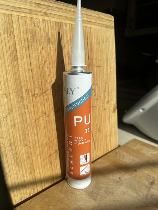 Полиуретановый герметик