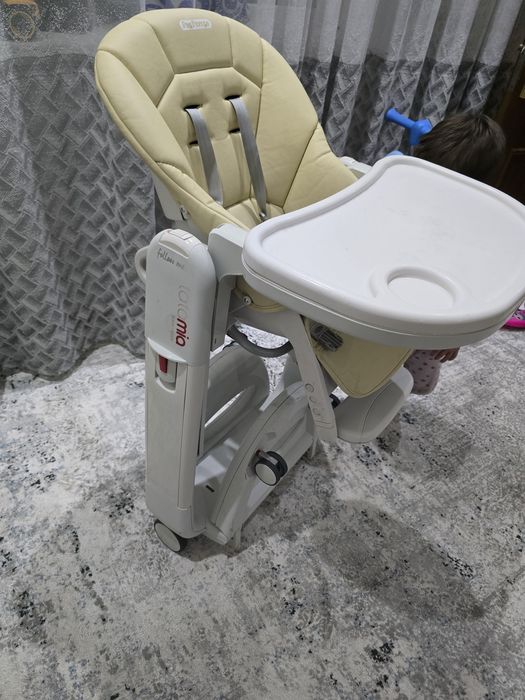 Продаётся детское кресло