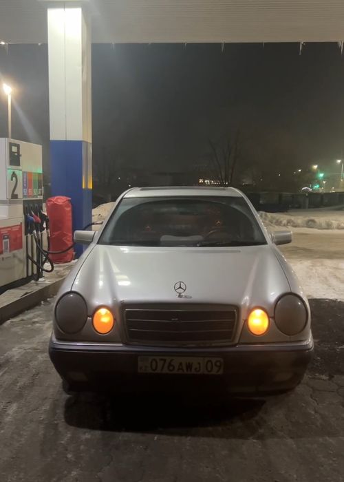 Обменяю сток бампер на е50/55