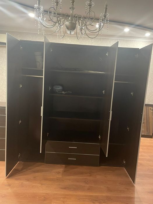 Спальный гарнитур