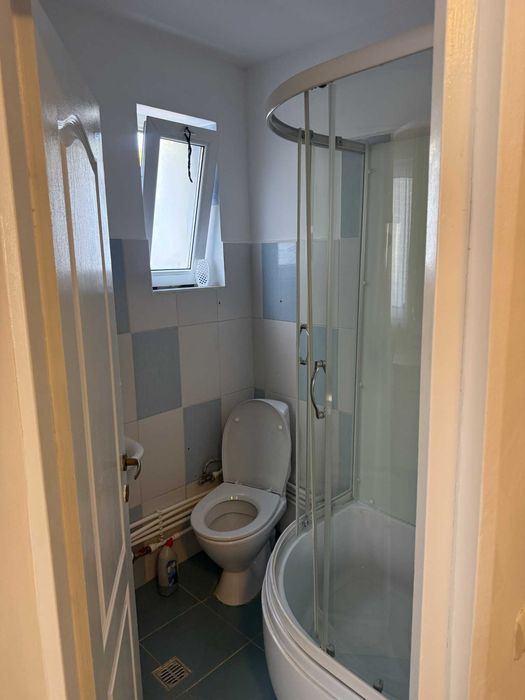 Inchiriez apartament cu o camera