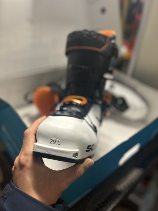 Clapari tura Scarpa Maestrale de vanzare