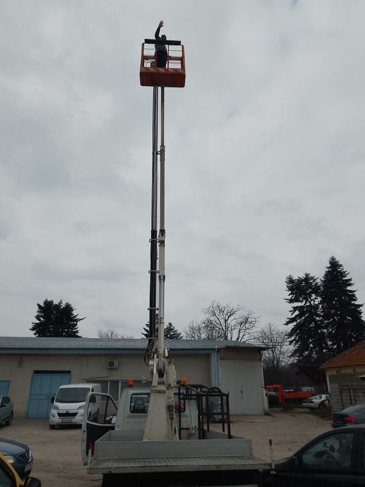 Автовишка под наем 15 метра.