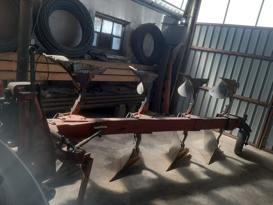 De vânzare tot ce se află în poza