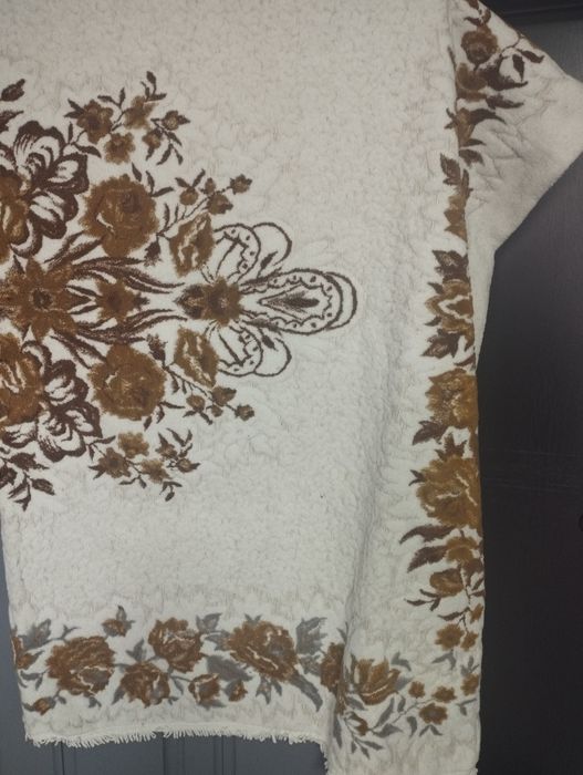 Продам покрывало в отличном состоянии