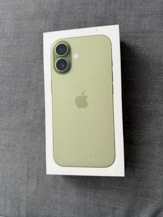 Продам IPhone 17 на 256GB