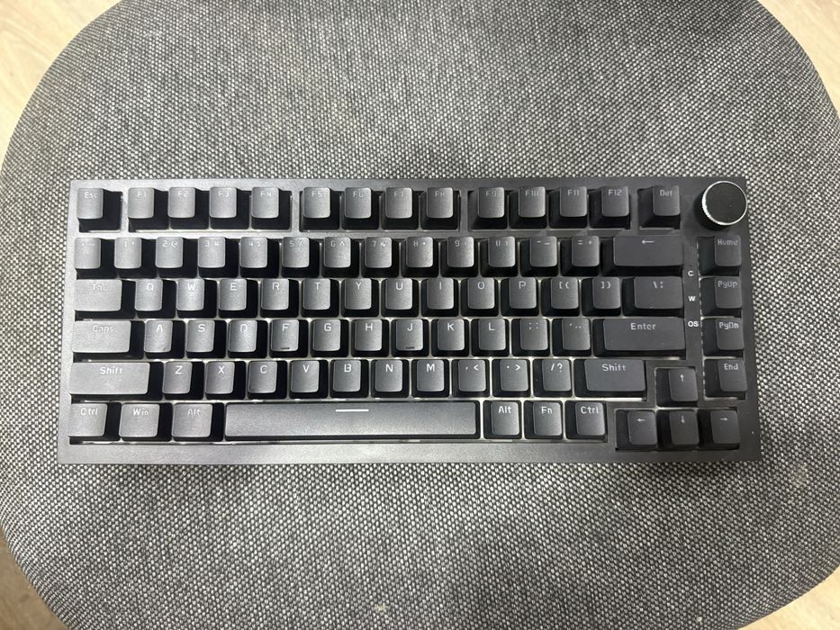 Продам клавиатуру Ajazz AK820