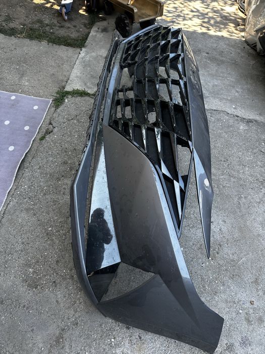 Bară față.grilă radiator  hyunfai elantra.