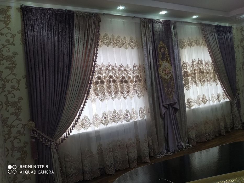 Srochna uy sotiladi Qibray Chinobod gilam bozor.