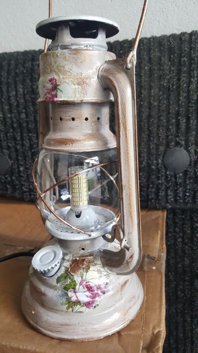 Газен фенер с декупаж и електричество.