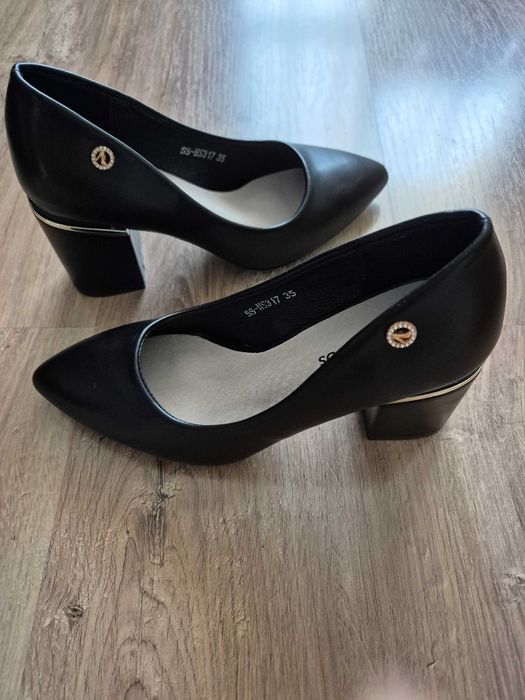 Pantofi cu toc gros eleganti negri masura 35