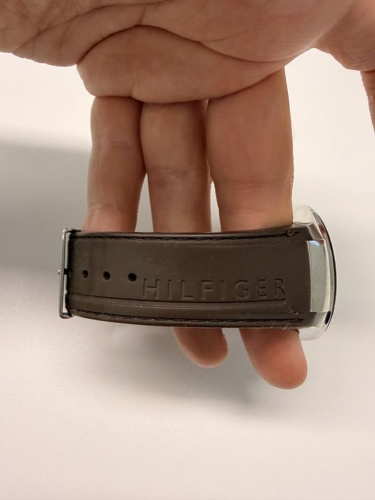 Tommy HilfigerWhite/Rubber Ø43 mm